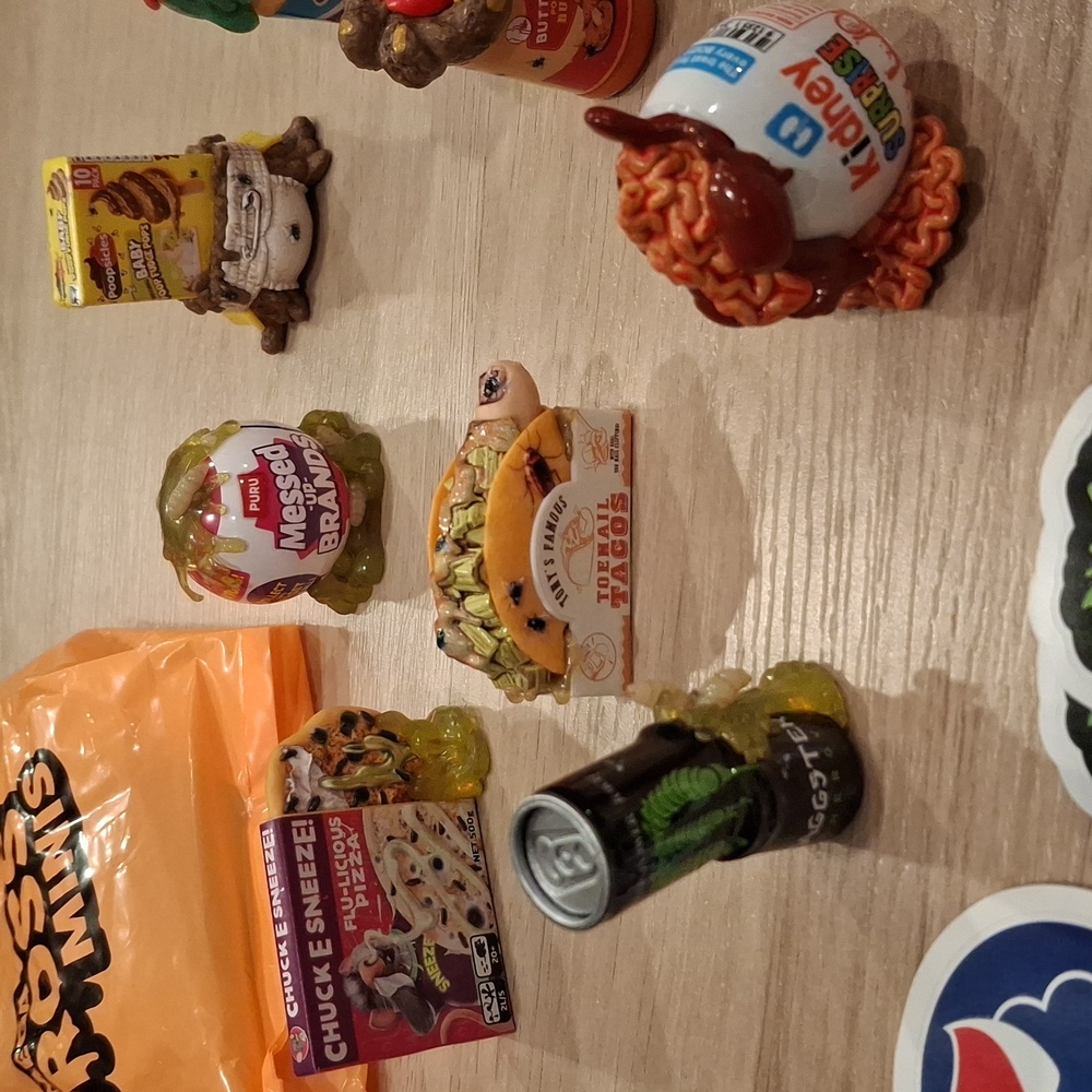 Mega Gross Minis Collection - Picture 3 of 11